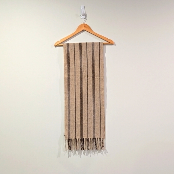 Danier Accessories - Vintage Danier Neutral Unisex Wool Academia Preppy Scarf
